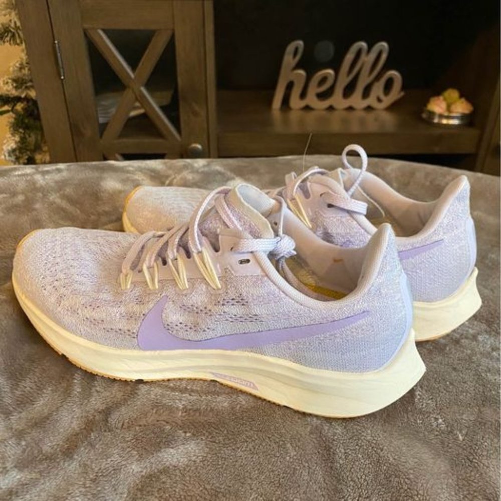 Nike Women's Running Shoe, Size 7